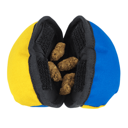 The Clam - Treat dispensing training toy